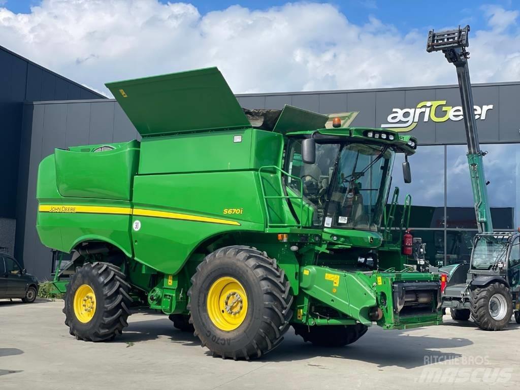 John Deere S670 4x4 Kombinované zberacie stroje