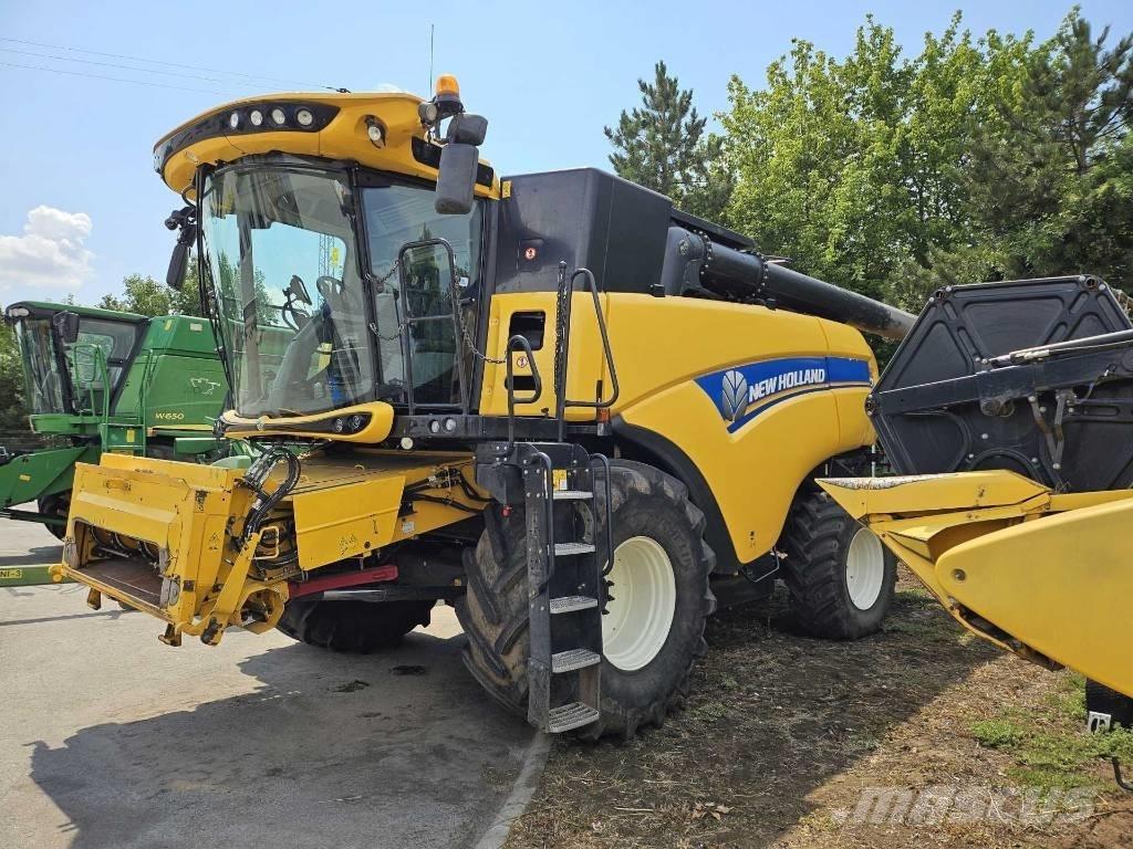 New Holland CX8.70 Kombinované zberacie stroje