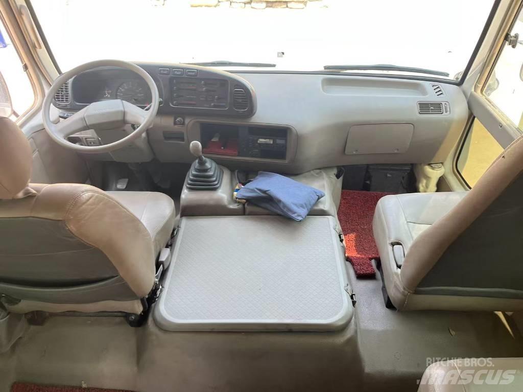 Toyota Coaster Medzimestské autobusy