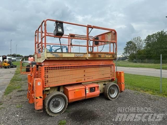 JLG M4069 Nožnicové zdvíhacie plošiny