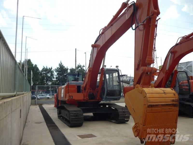 Hitachi EX 220-3 Pásové rýpadlá