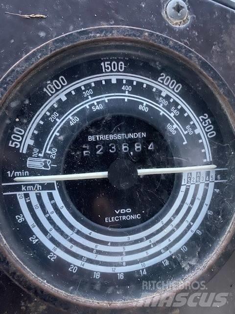 MB Trac 1500 Traktory
