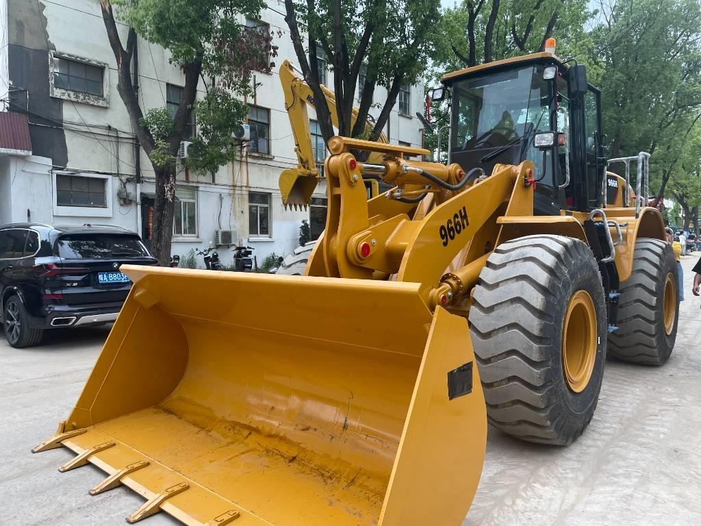 CAT CAT966H Kolesové nakladače