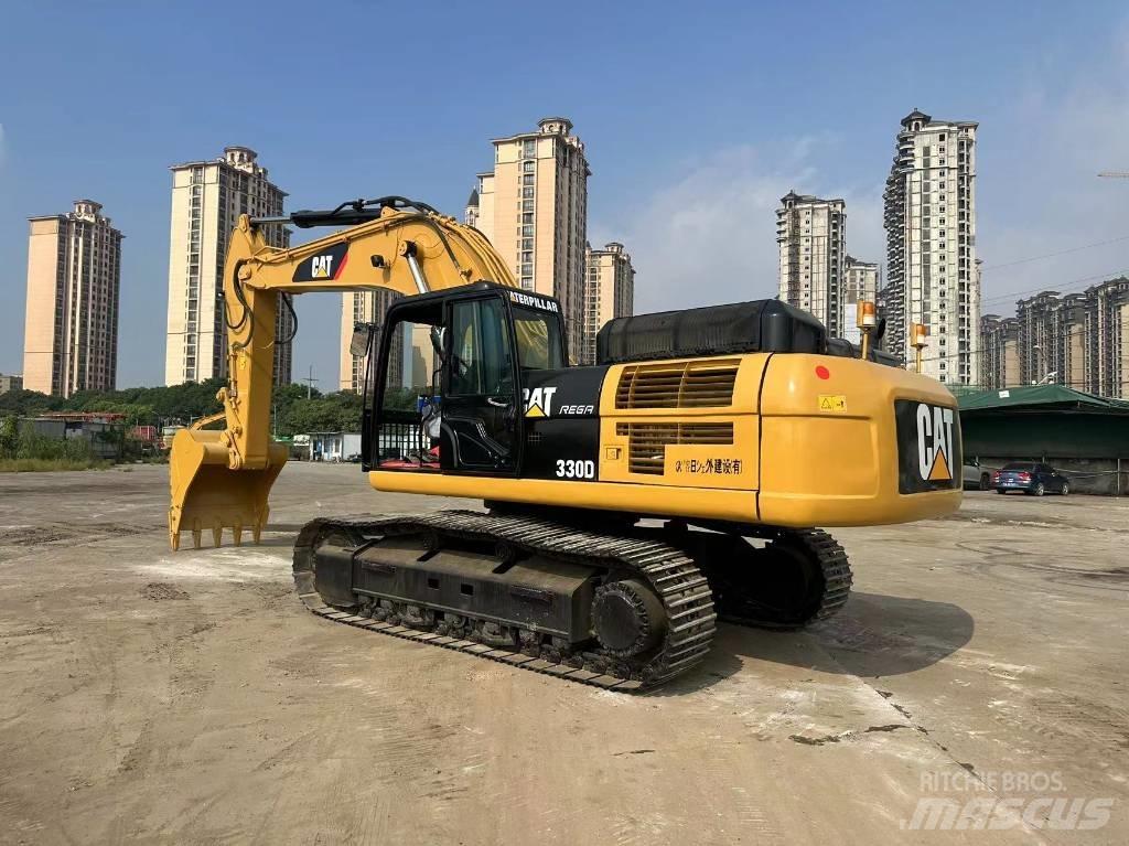 CAT 330 D Pásové rýpadlá