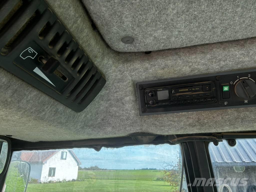 Valmet 8450 Traktory