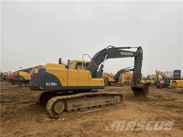 Volvo EC210B Pásové rýpadlá