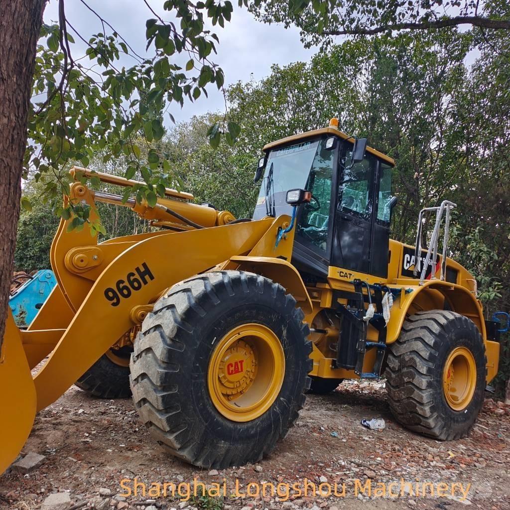 CAT 966H Kolesové nakladače
