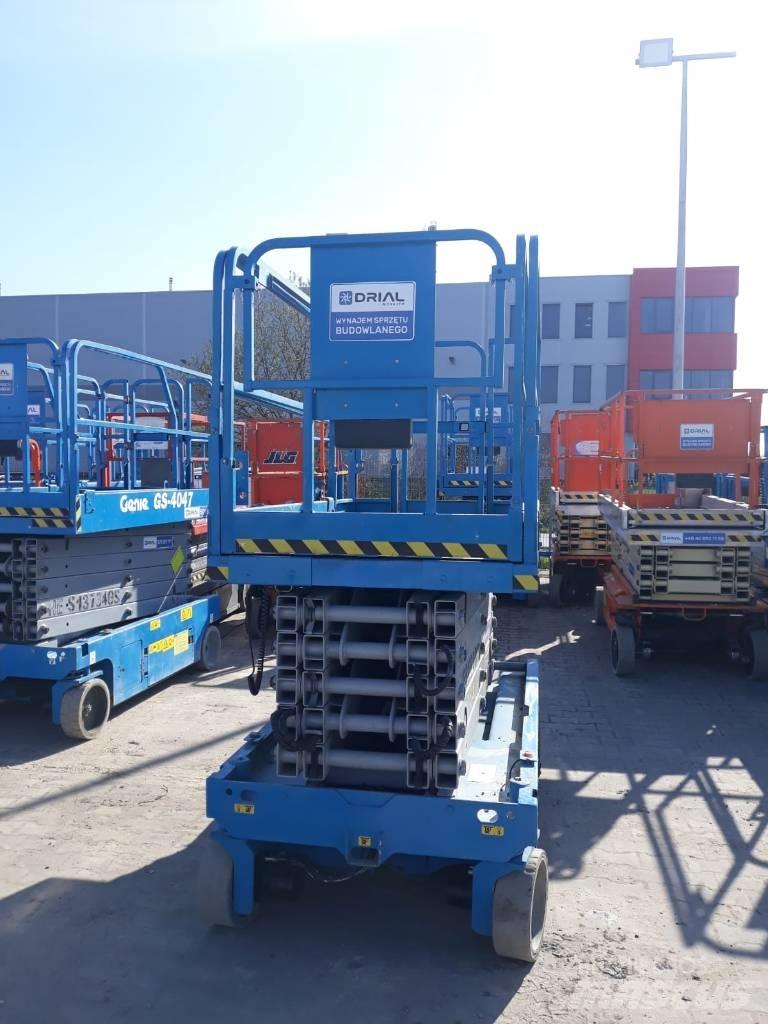 Genie GS 4047 Nožnicové zdvíhacie plošiny