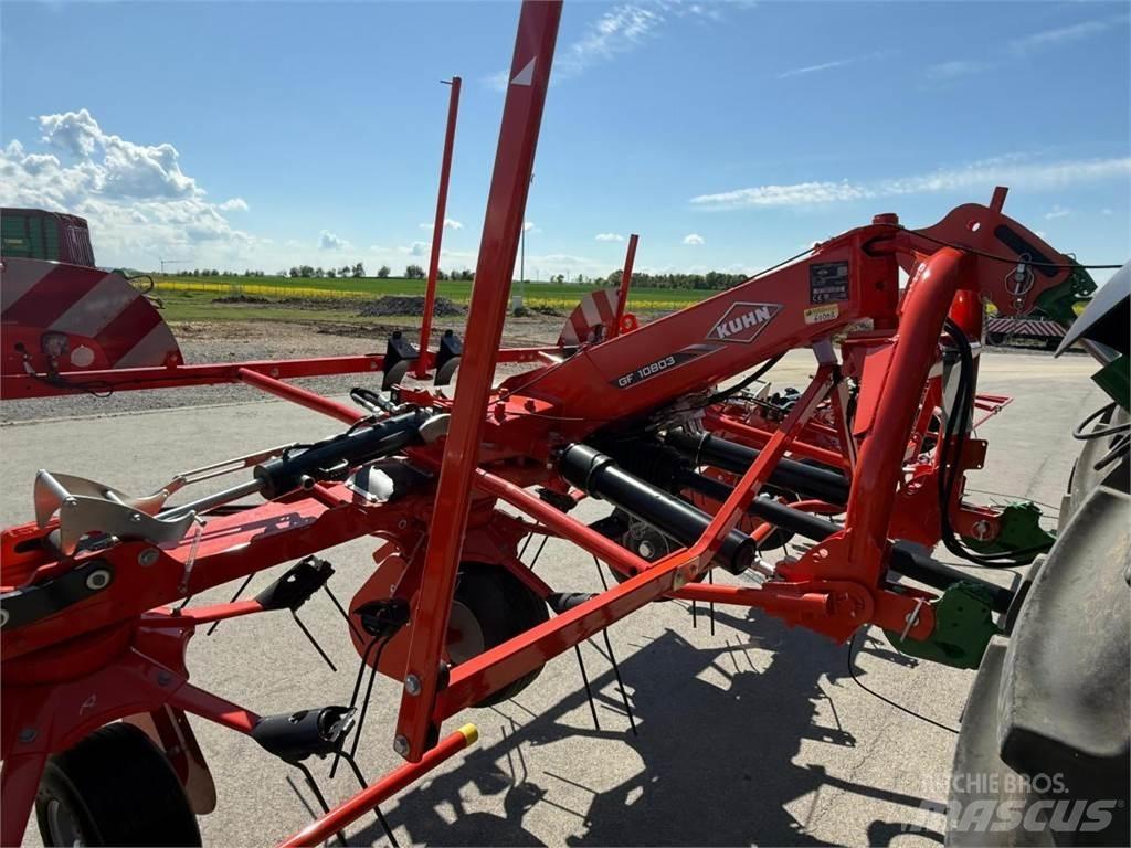 Kuhn GF 10803 Obracače a zhrabovače sena