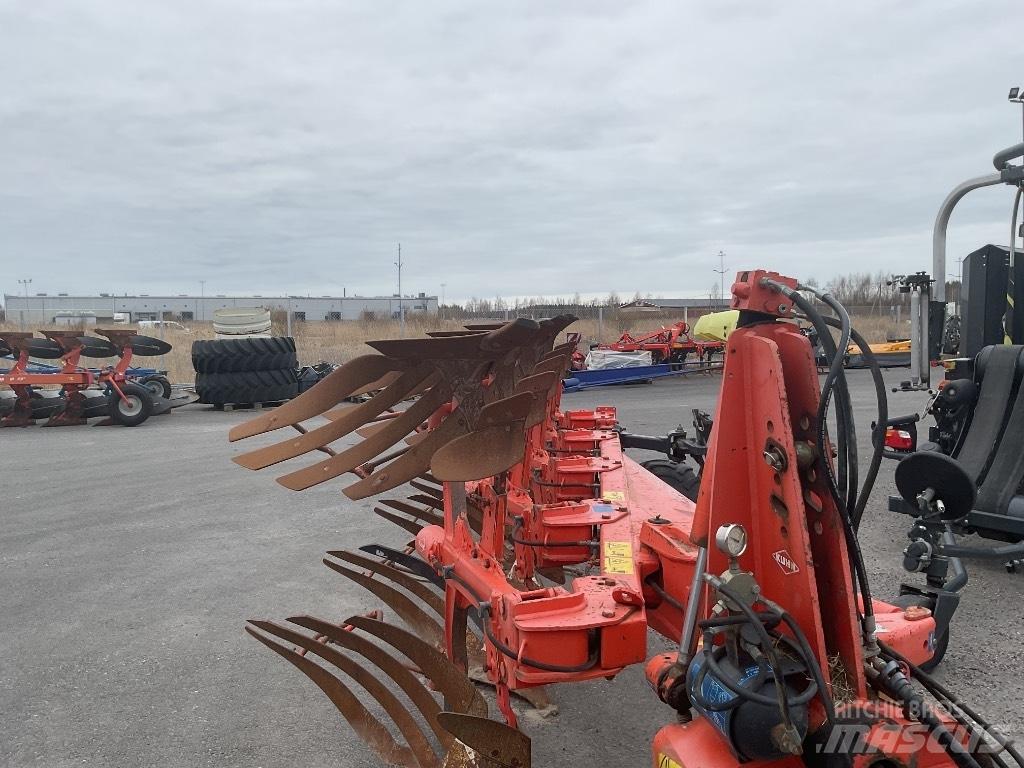 Kuhn Varimaster 122 Dvojstranné pluhy