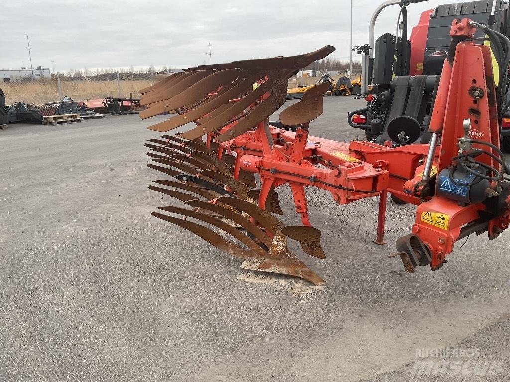 Kuhn Varimaster 122 Dvojstranné pluhy