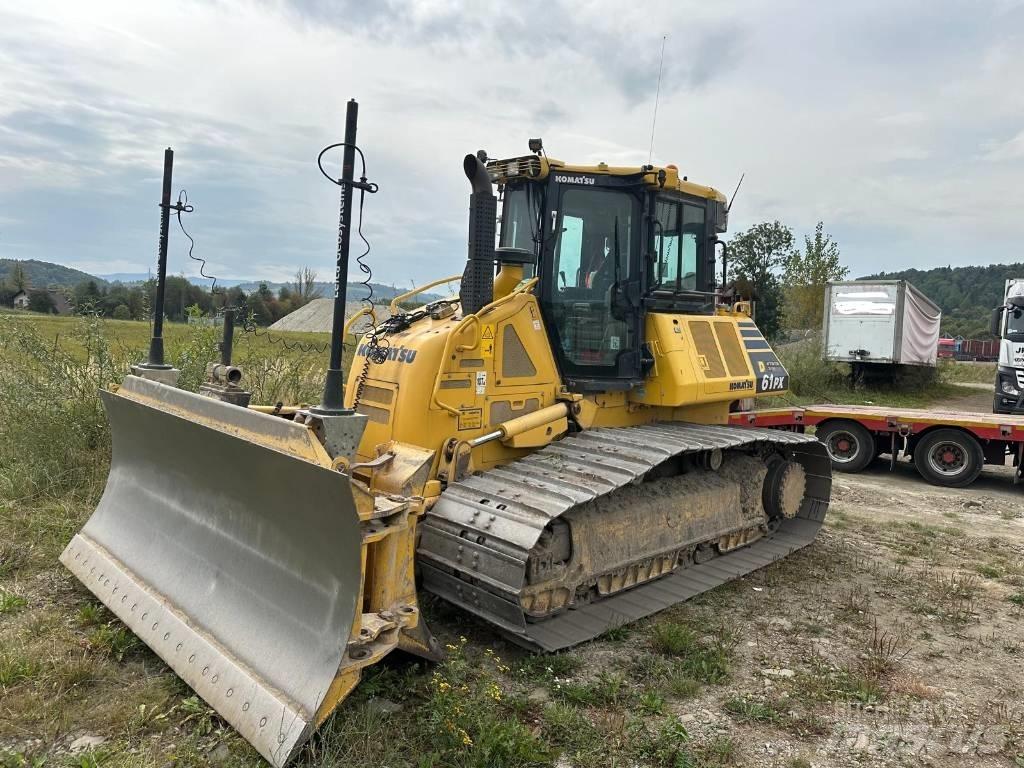 Komatsu D 61 PX24 Pásové dozéry