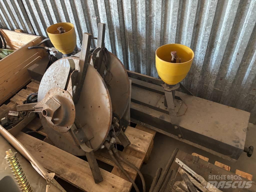CLAAS Halmspreder Príslušenstvo a náhradné diely ku kombajnom