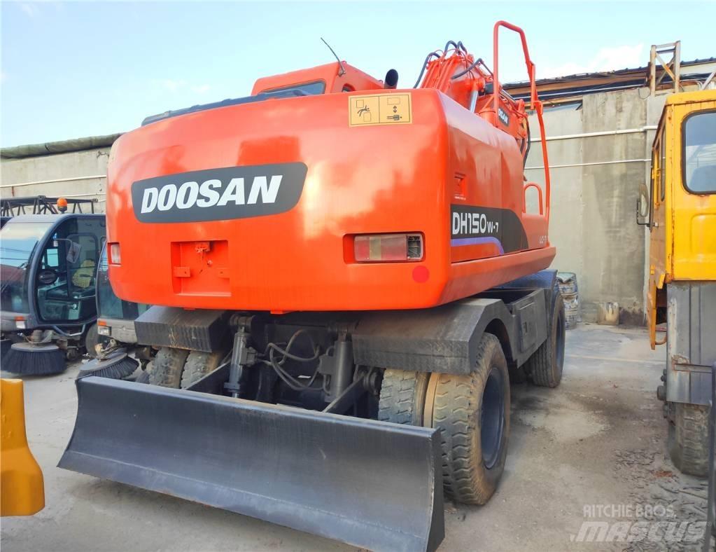 Doosan DH 150 W-7 Kolesové rýpadlá