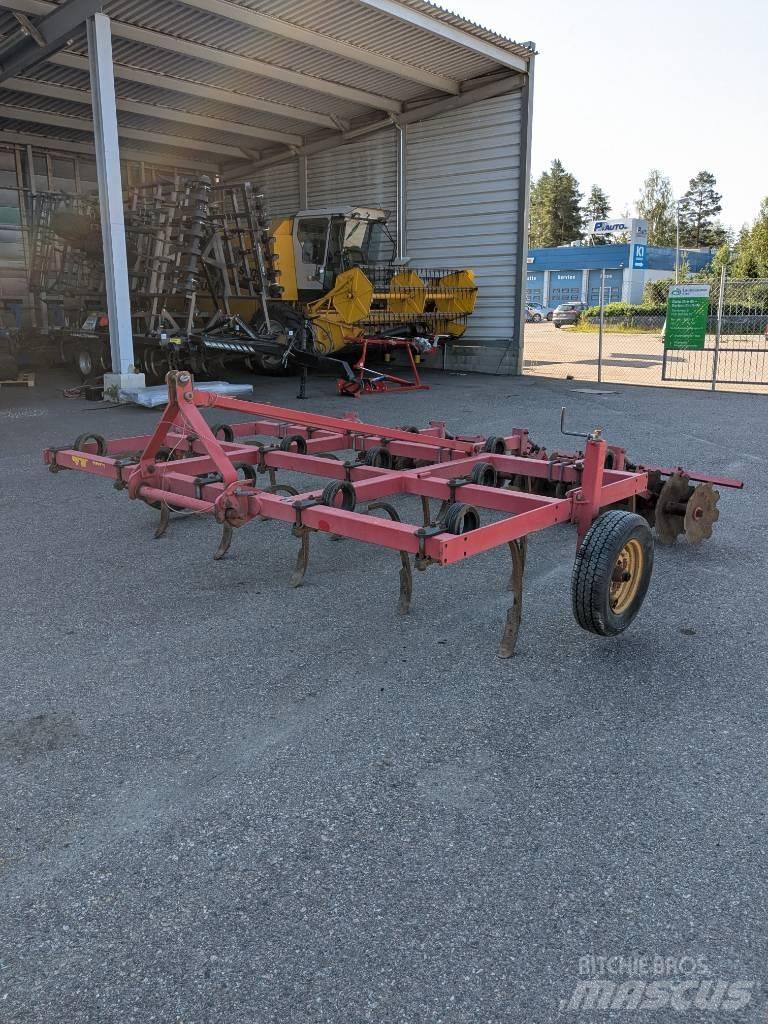 Väderstad SK13 Kultivátory