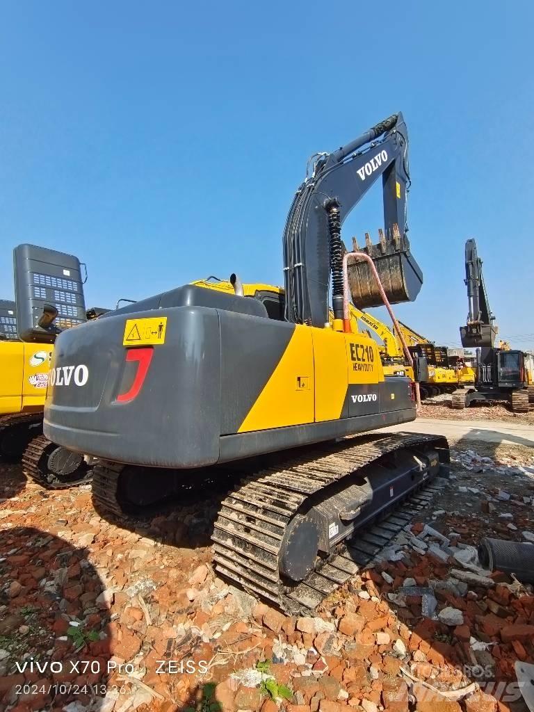 Volvo EC 210 Pásové rýpadlá