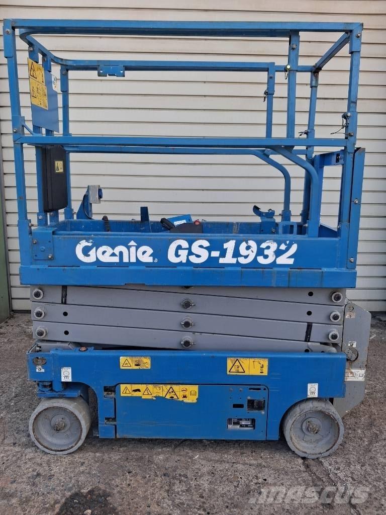 Genie GS 1932 Nožnicové zdvíhacie plošiny