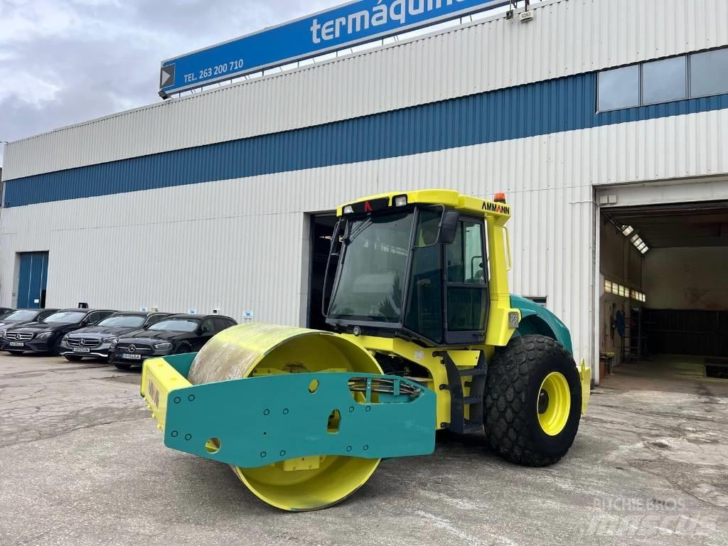 Ammann ASC 130 D Ťahačové valce