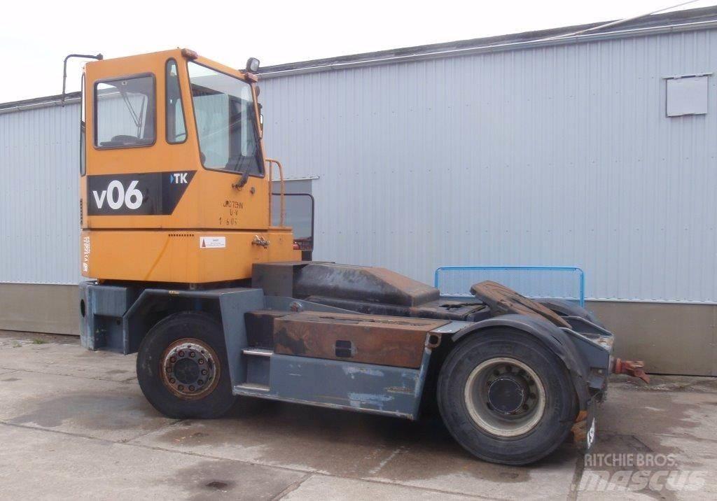 Sisu TRX 242 Terminálový ťahač