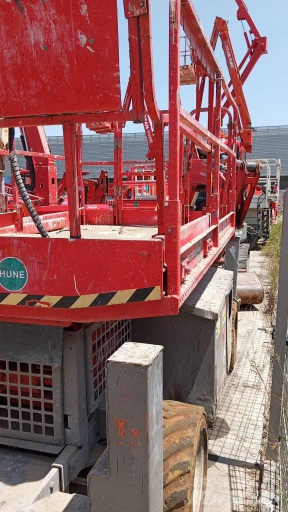 JLG 260 MRT Nožnicové zdvíhacie plošiny