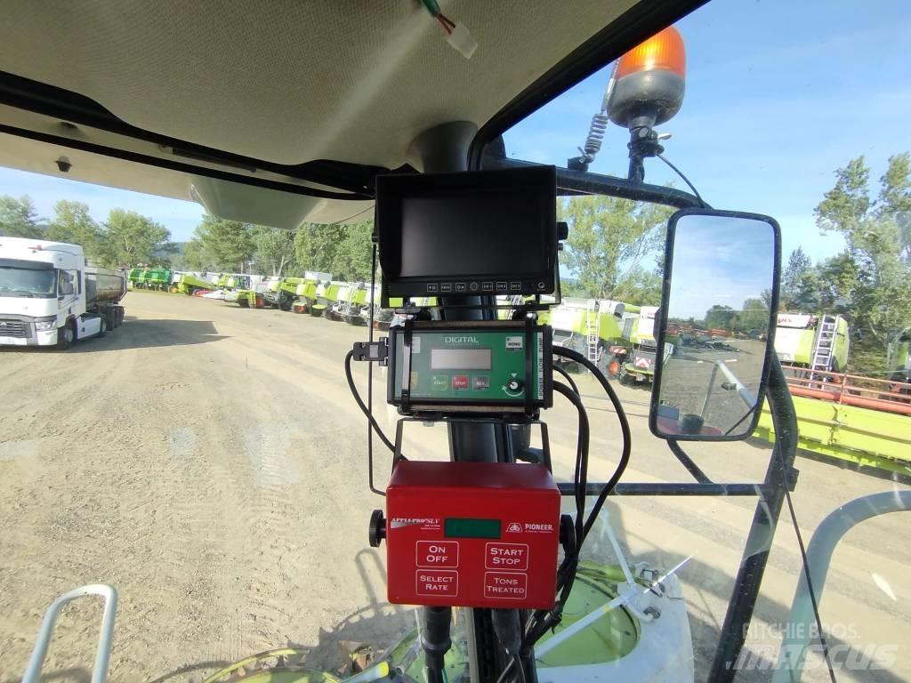CLAAS Jaguar 870 Samochodné kosačky