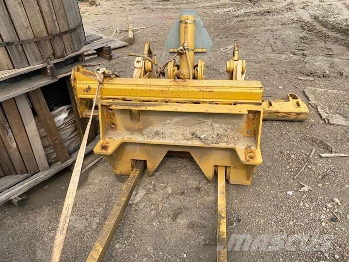 CAT 140 H Ripper Ďalšie komponenty