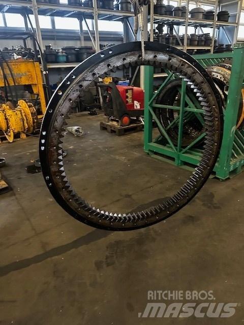 CAT 312 E BEARING Podvozky a zavesenie kolies