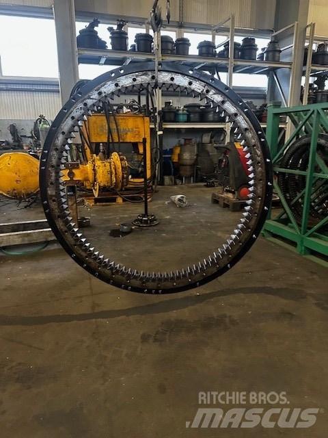 CAT 312 E BEARING Podvozky a zavesenie kolies
