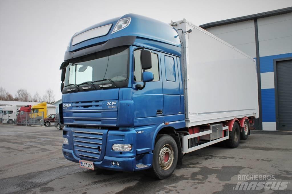 DAF XF105.460 Vozne na drevnú štiepku