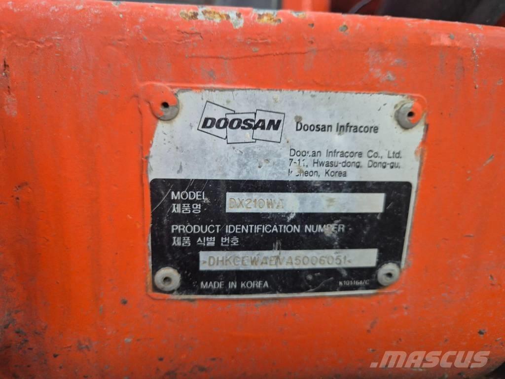 Doosan DX210W Kolesové rýpadlá