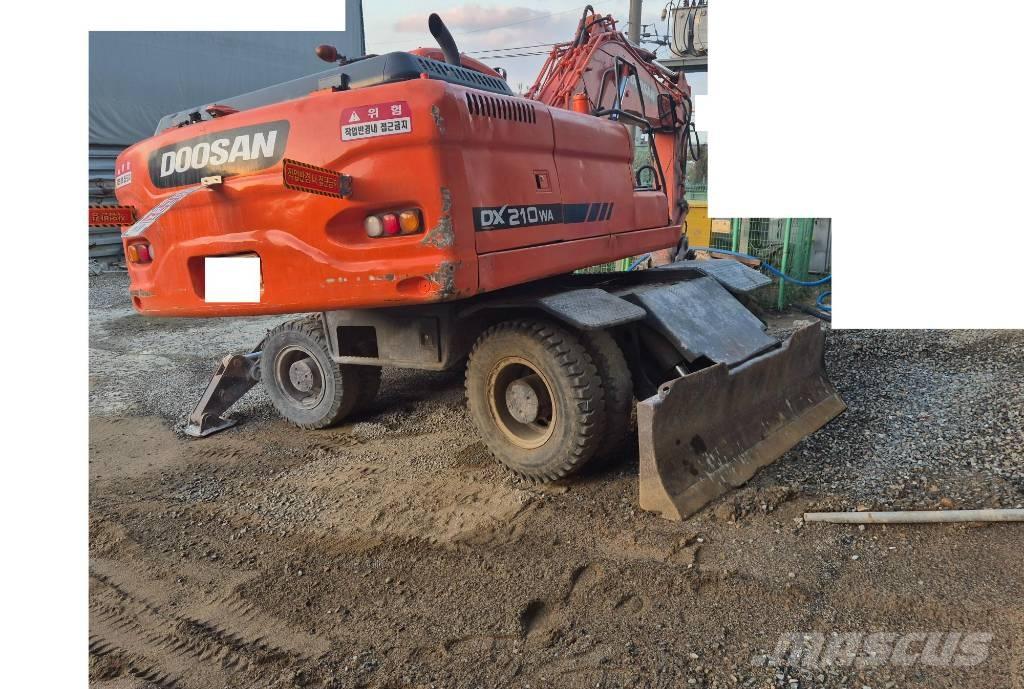Doosan DX210W Kolesové rýpadlá