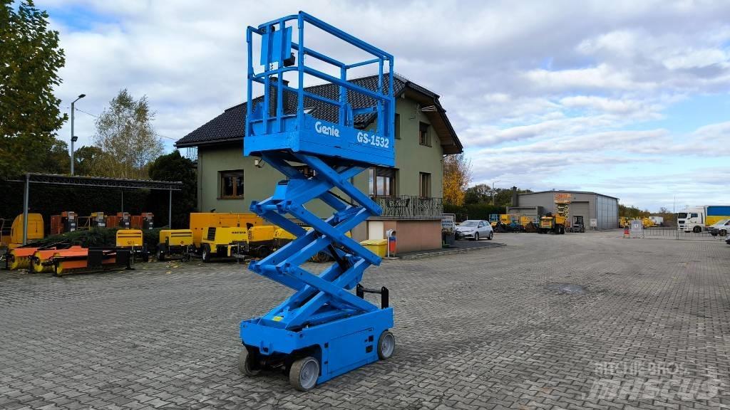 Genie GS 1532 Nožnicové zdvíhacie plošiny