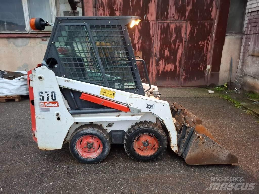 Bobcat S 70 Šmykom riadené nakladače
