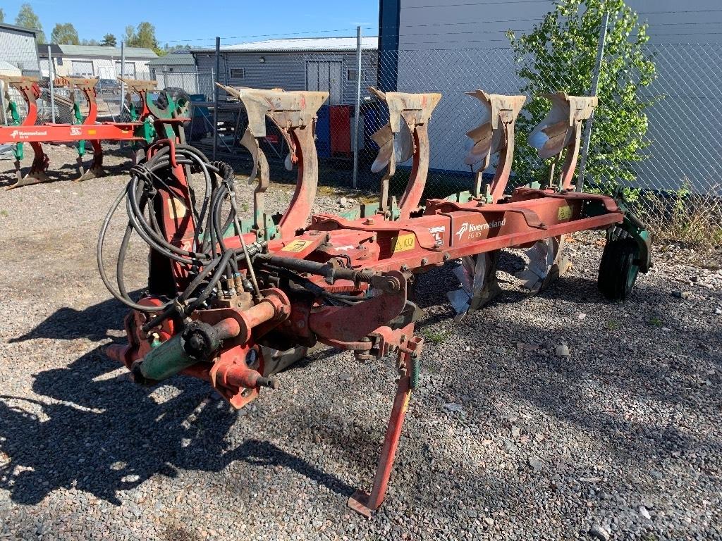 Kverneland EG85 Dvojstranné pluhy