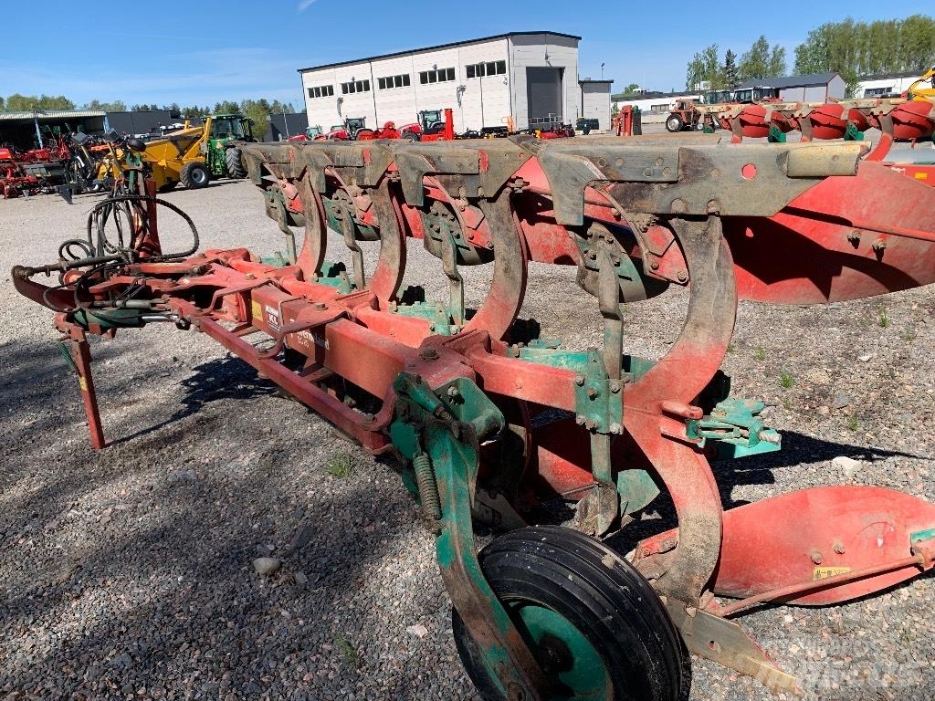 Kverneland EG85 Dvojstranné pluhy