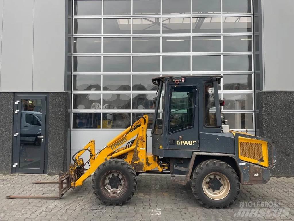 Paus RL552 Kolesové nakladače