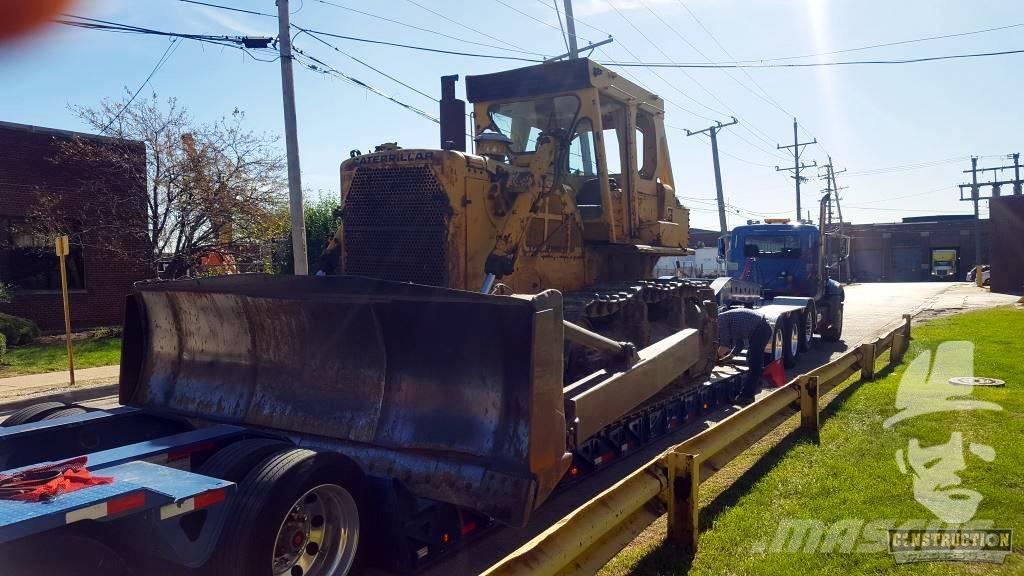 CAT D 8 K Pásové dozéry