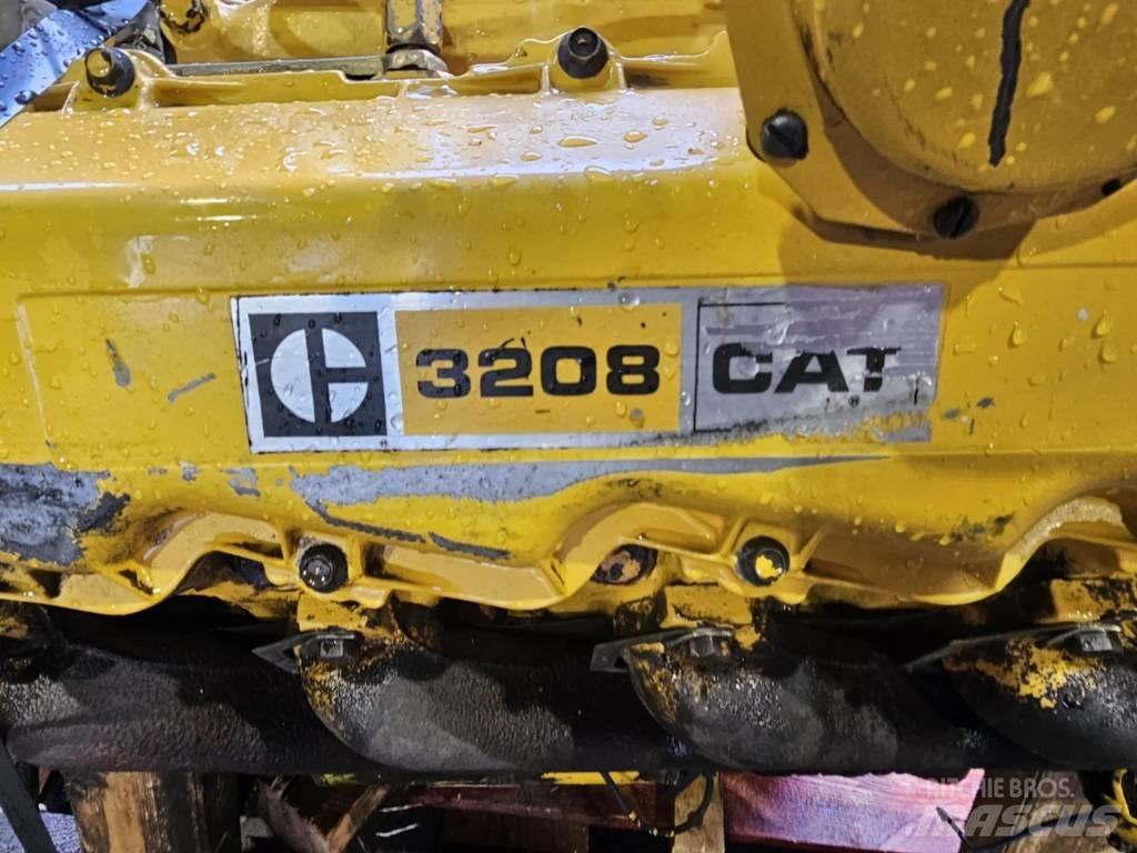 CAT 3208 Motory