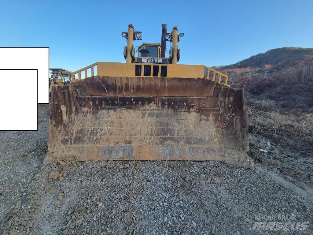 CAT D 9 N Pásové dozéry