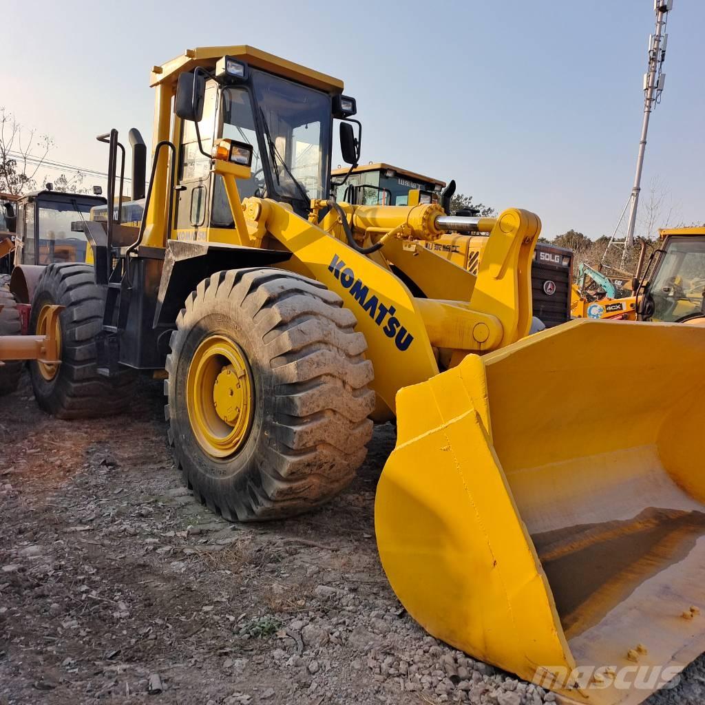 Komatsu WA470 Kolesové nakladače