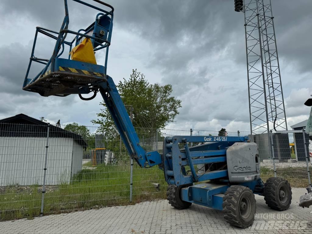 Genie Z 45/25 Kĺbové plošiny