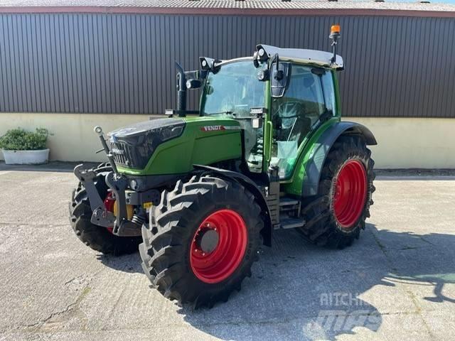 Fendt 211 S Traktory