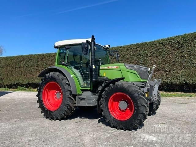 Fendt 211 S Traktory