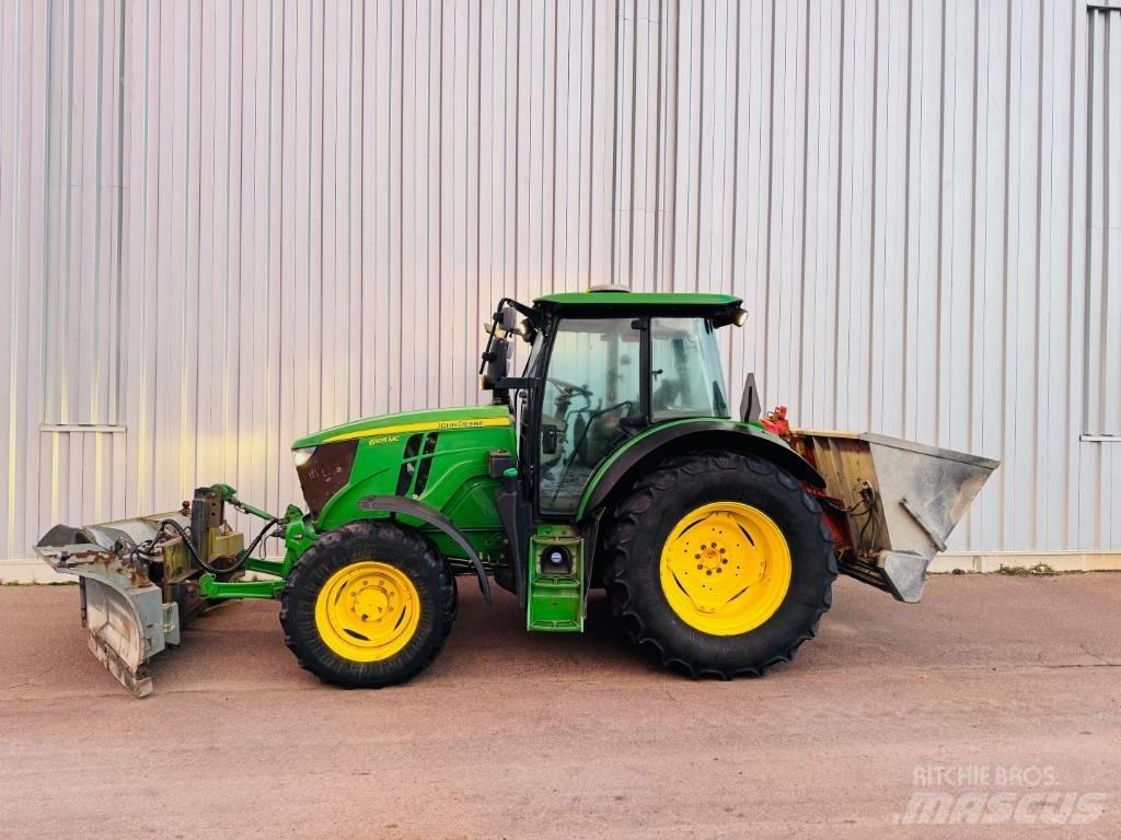 John Deere 6105 M Traktory