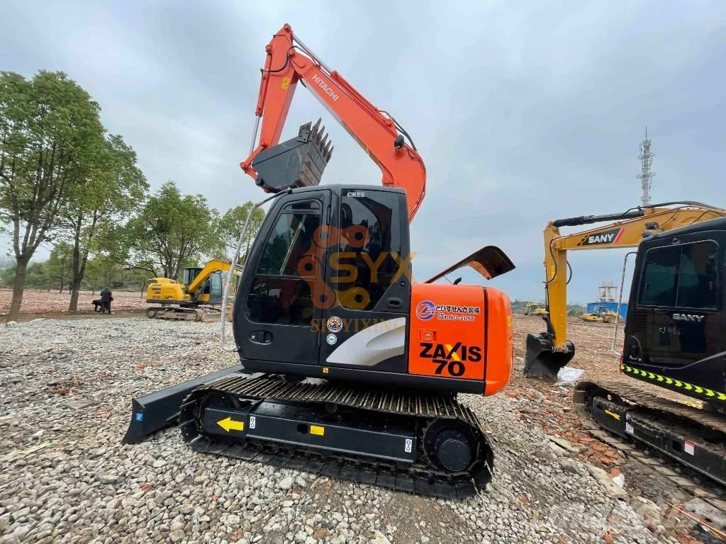 Hitachi ZX 70 Midi rýpadlá 7 t - 12 t
