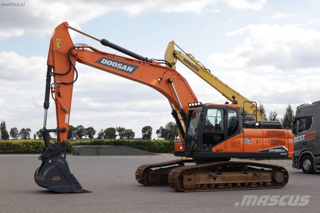 Doosan DX255LC-7 Pásové rýpadlá