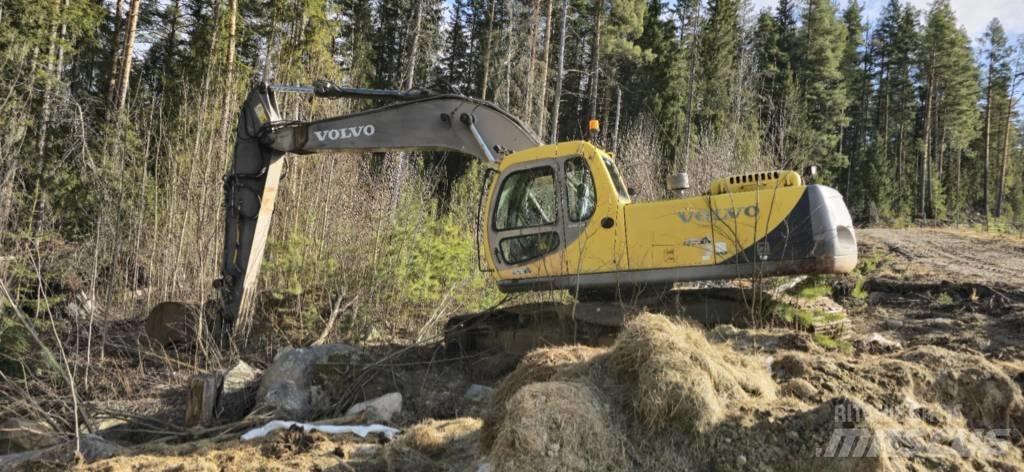Volvo EC 240 LC Pásové rýpadlá