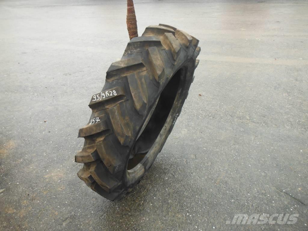 Michelin 9.5/9R28 Pneumatiky, kolesá a ráfiky