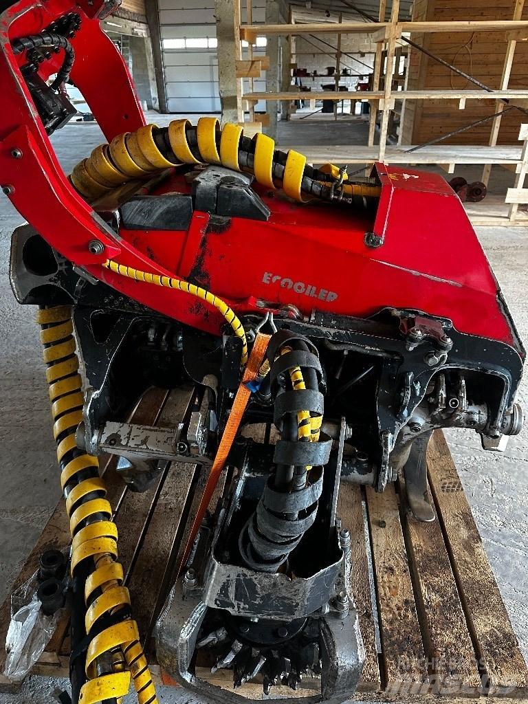 Komatsu C144 Žatevné hlavy