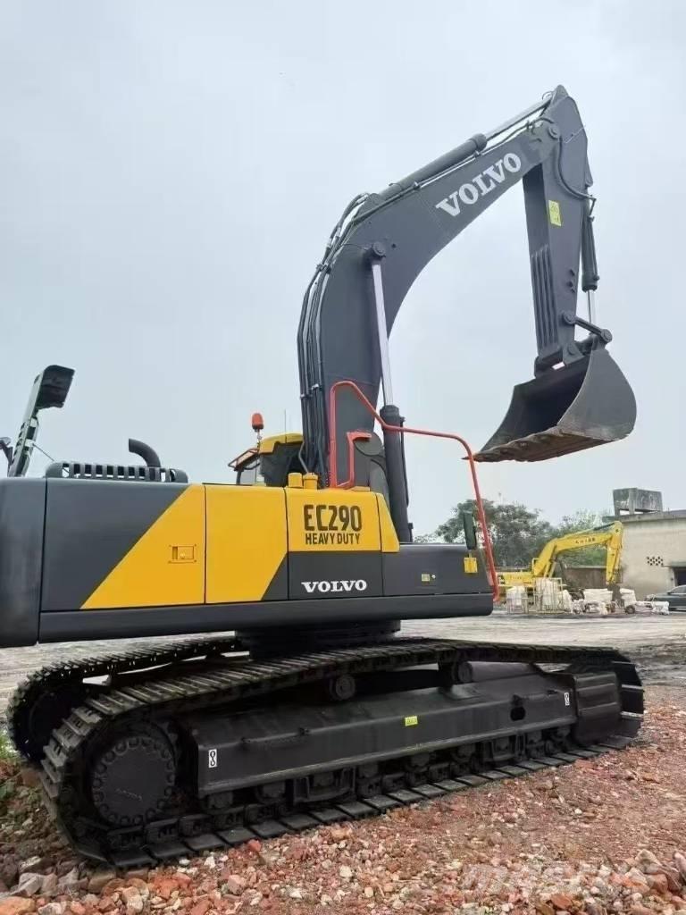 Volvo 290 Pásové rýpadlá